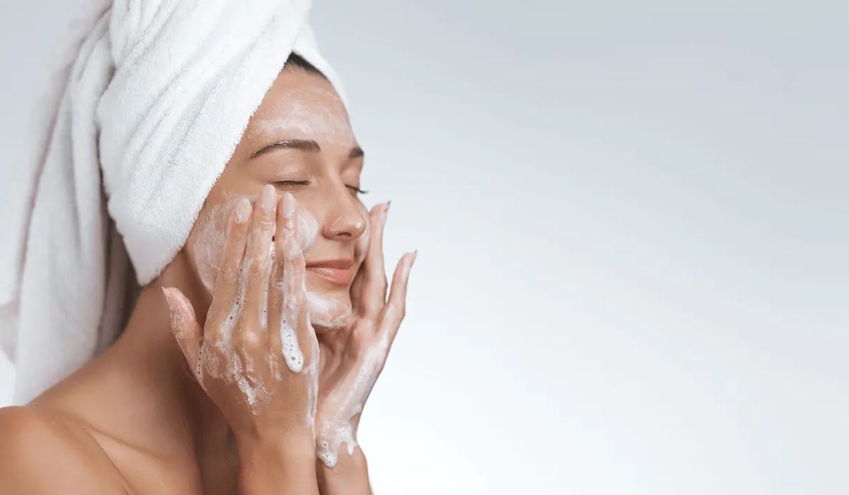 What Is the Best Skin Care Routine for Acne?